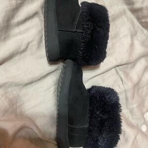 Cozy Black Fur-Lined Kids Boots